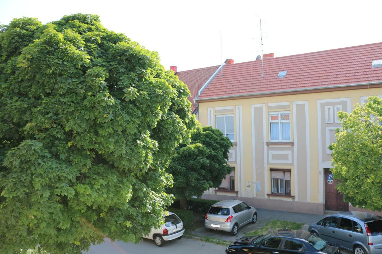 Luma 1 Leilighet Osijek Eksteriør bilde